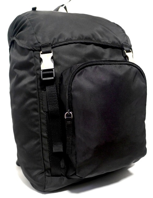 美品◆PRADA プラダ V135 A4対応 ユニセックス 大容量 ナイロン リュックサック バックパック ロックサック 黒◆ 人気再燃のド定番モデル♪