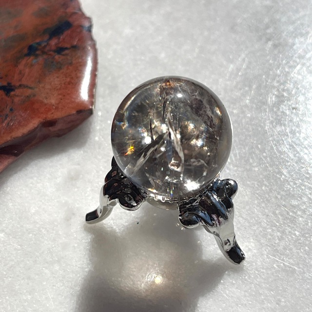 【訳アリ】【超美石】スモーキークォーツ　丸玉　（虹入り）　（台座つき）　3159