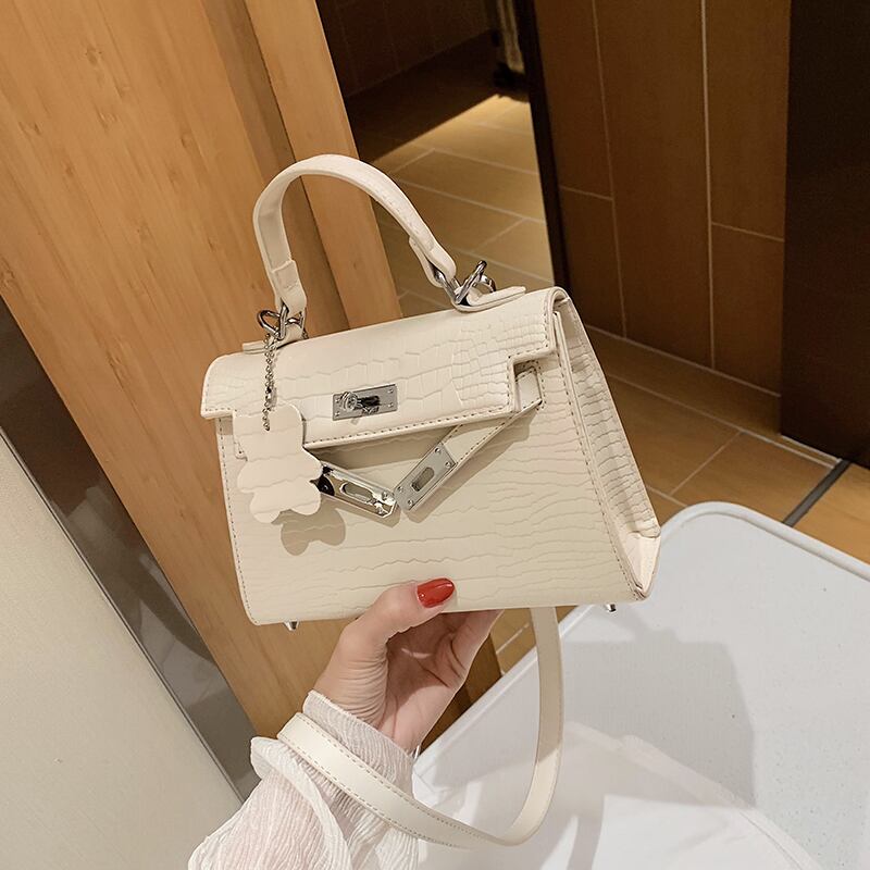 テクスチャ小さなバッグ女性バッグ2020新しいトレンディな野生のポータブルメッセンジャーバッグ夏のファッション小さな正方形のバッグ Tiancai_Wing_Bag4434609