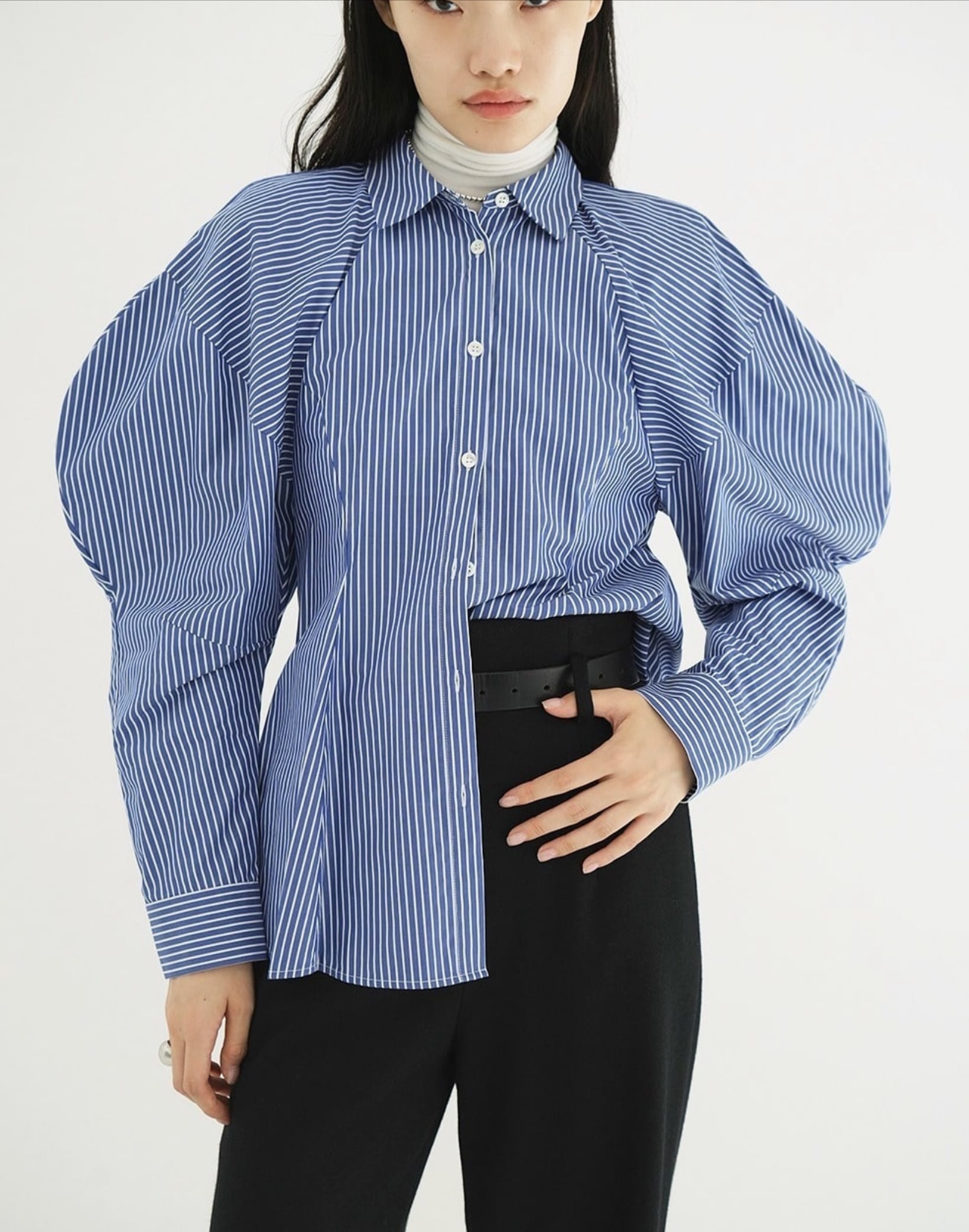 CLANE VOLUME SLEEVE SHIRTS | FLICKA ASHIYA