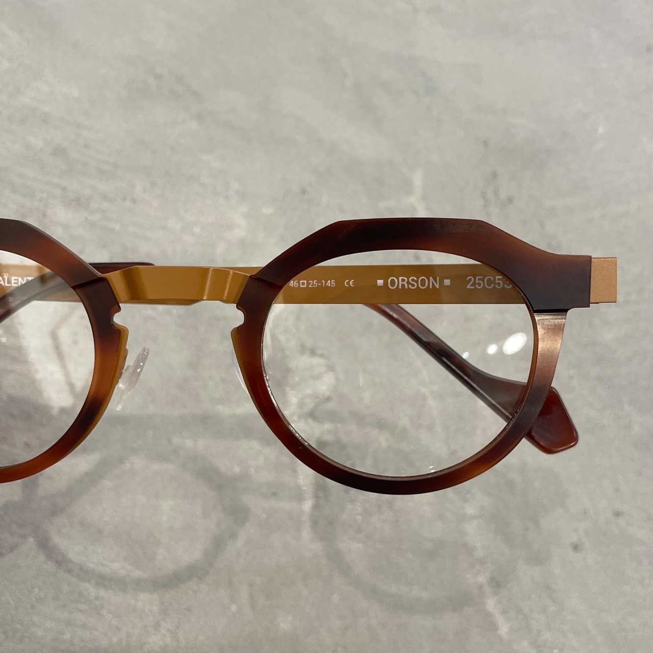 ORSON 　color：25C53 - 2