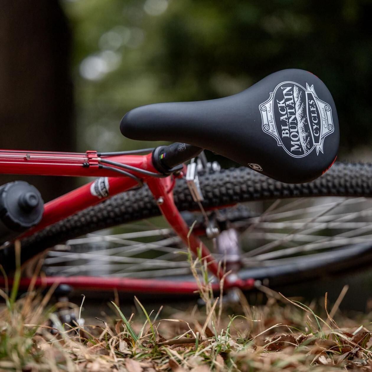BLACK MOUNTAIN CYCLES】WTB × BMC SST SADDLE (BLACK) | Humhumhug
