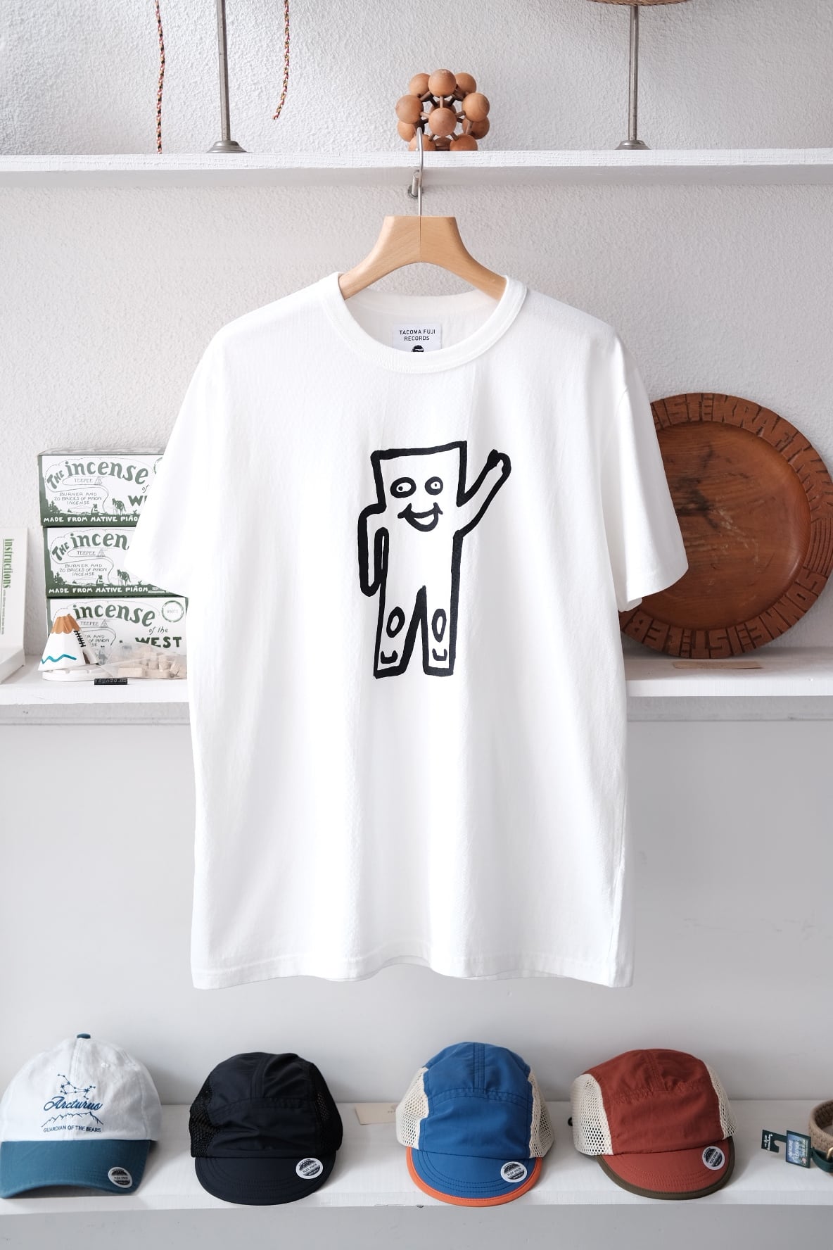 TACOMA FUJI RECORDS＜タコマフジレコード＞STRETCH MAN Tee designed