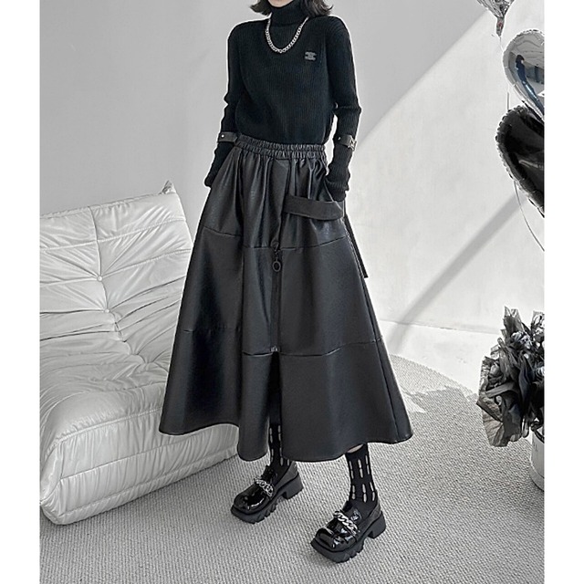 Faux leather flare skirt C0184