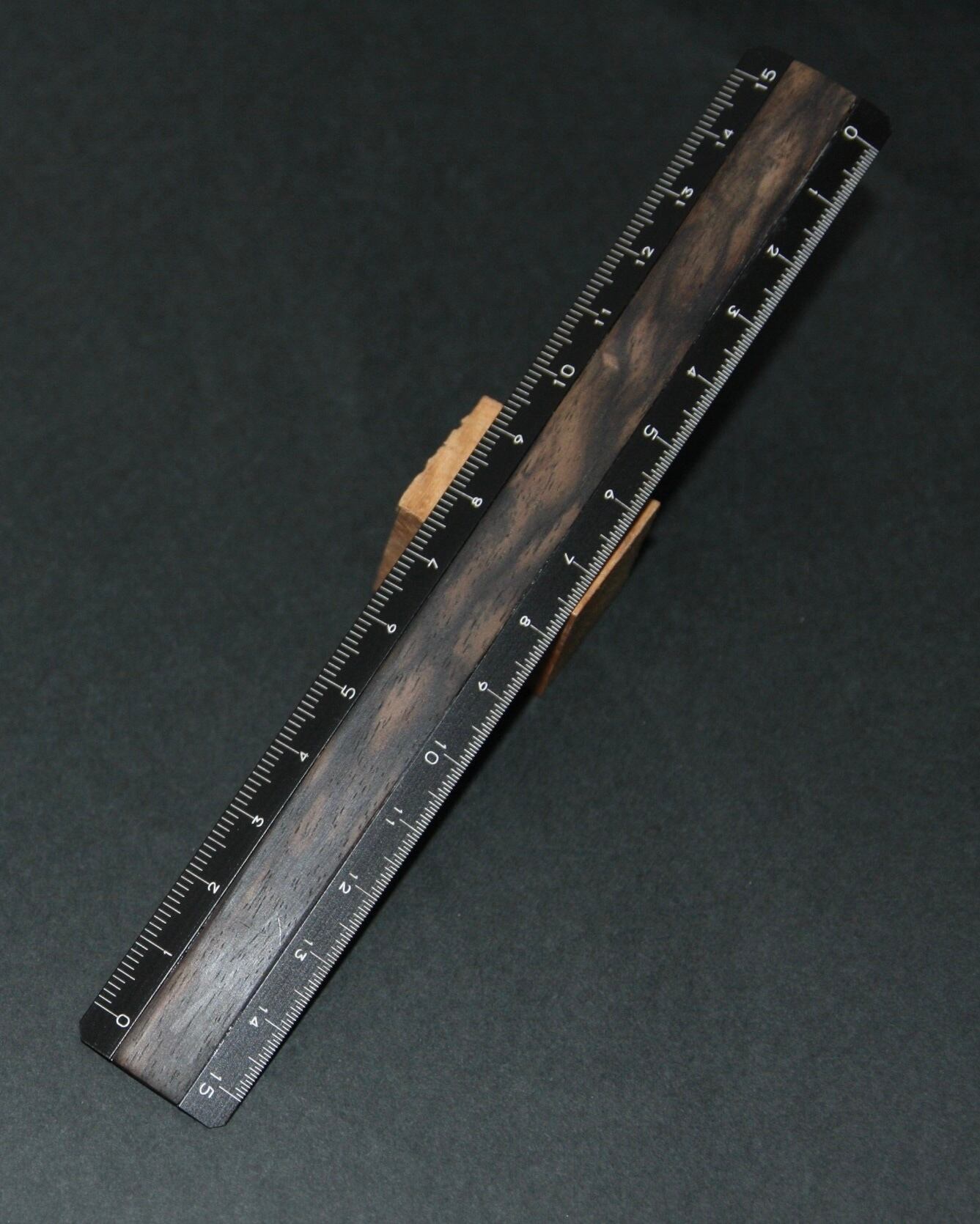特上黒柿孔雀杢 カスタム定規 15cm | YkU工房