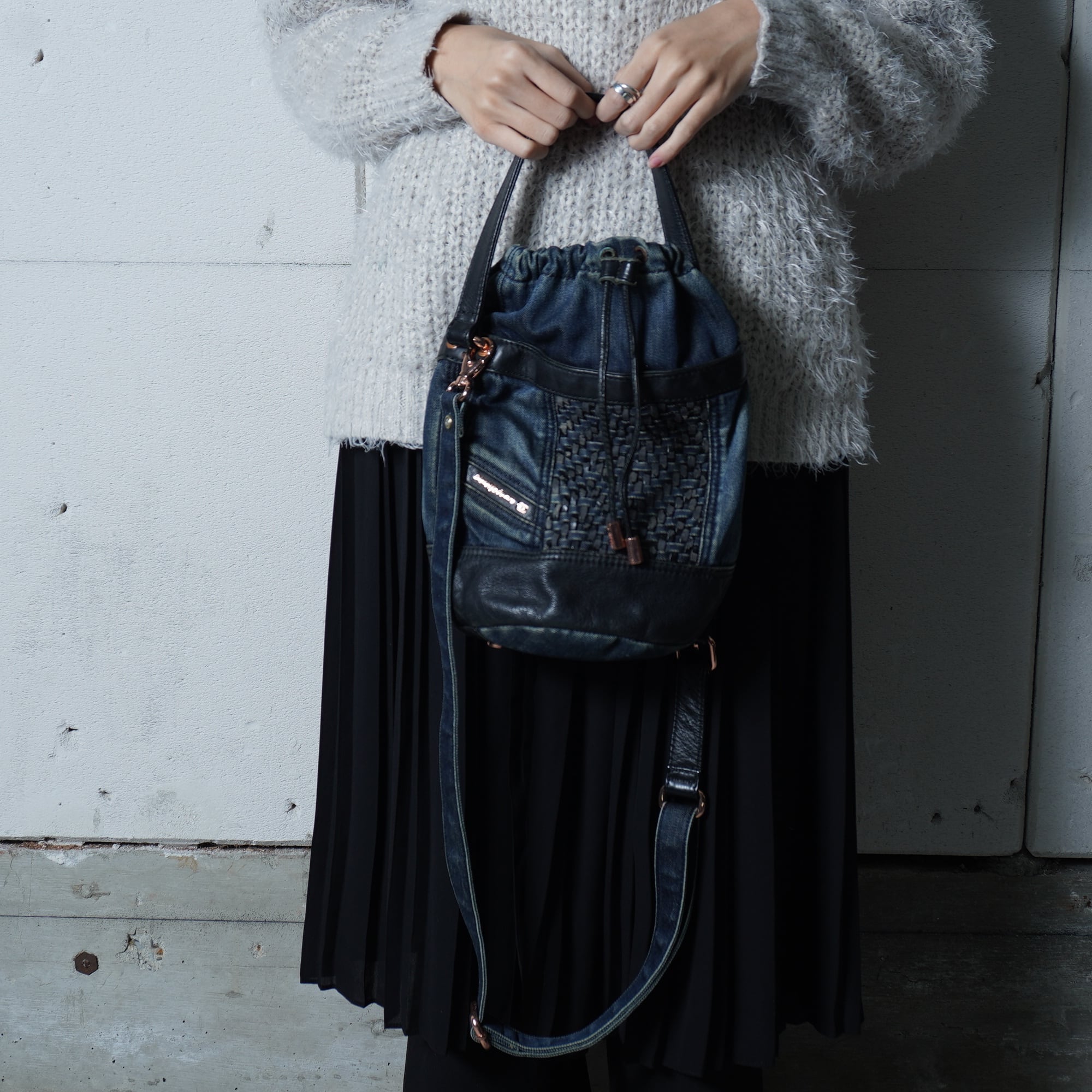 レディース Vivienne Westwood,黒リュック，ゴールド金具,オーブ