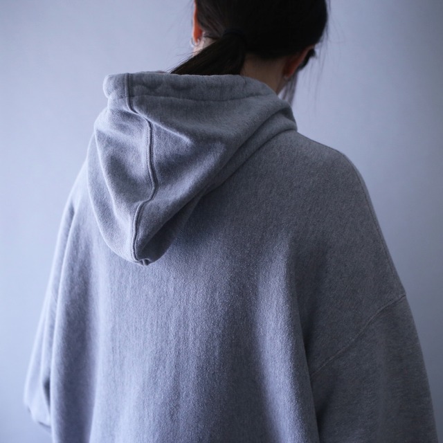 "GAP" over silhouette front logo sweat parka