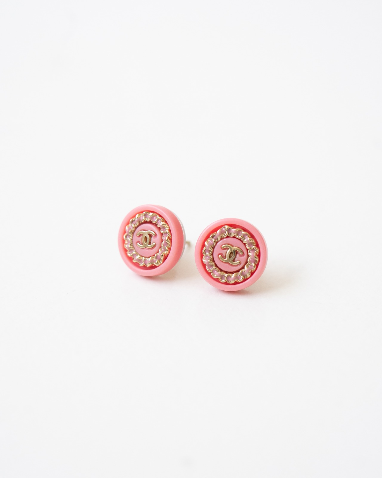 〈CHANEL〉CC mark earrings Made in 2019