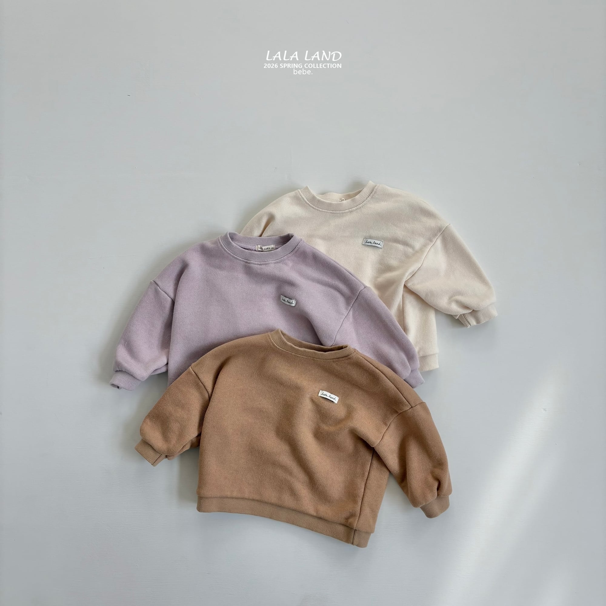 【予約】b. Lala Sweatshirt