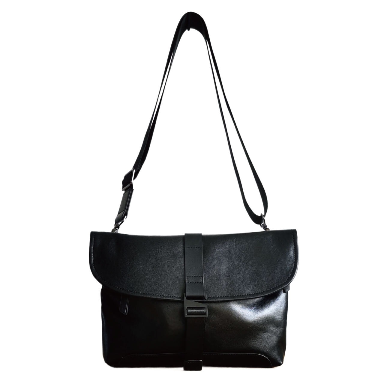 BASIC AGAIN] ショルダーバッグ メンズ 本革 レザー サコッシュ 