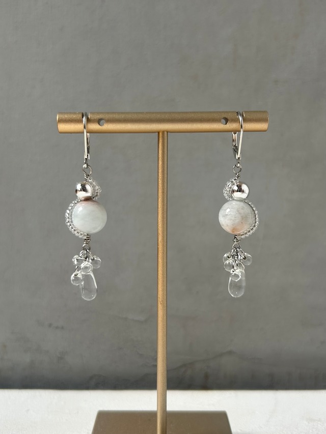 ラグーンアクアマリンのピアス/イヤリング