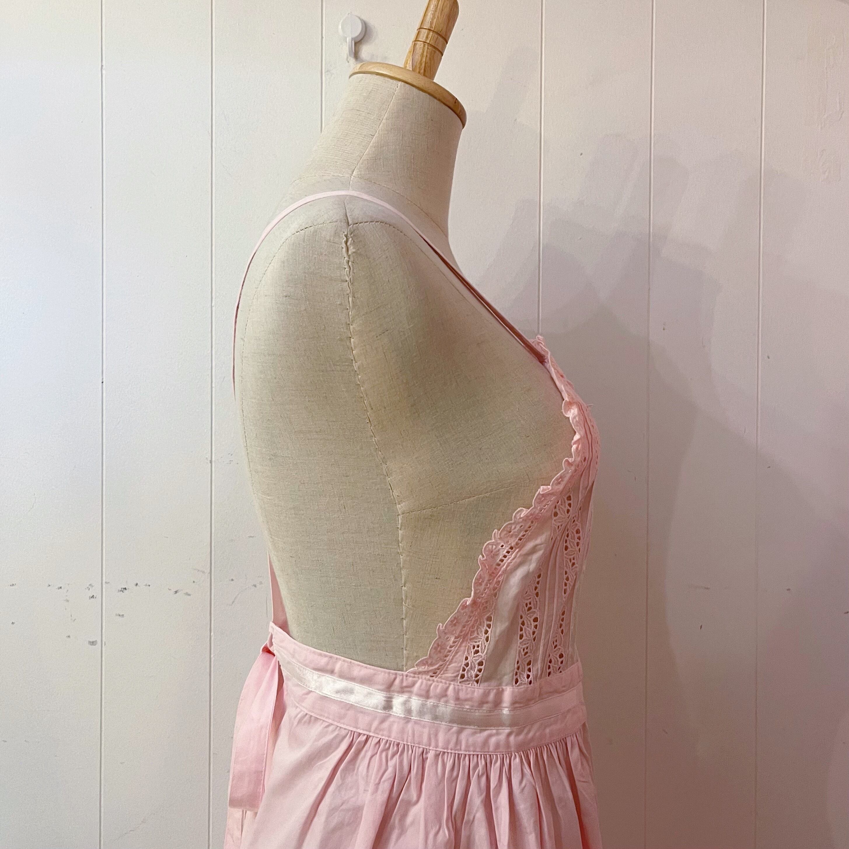 pink ribbon frill apron