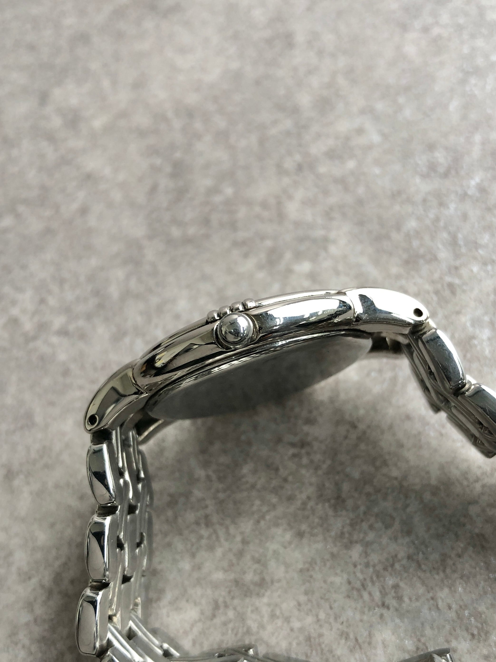 Yves Saint Laurent イヴ・サンローラン 腕時計 シルバー YSL