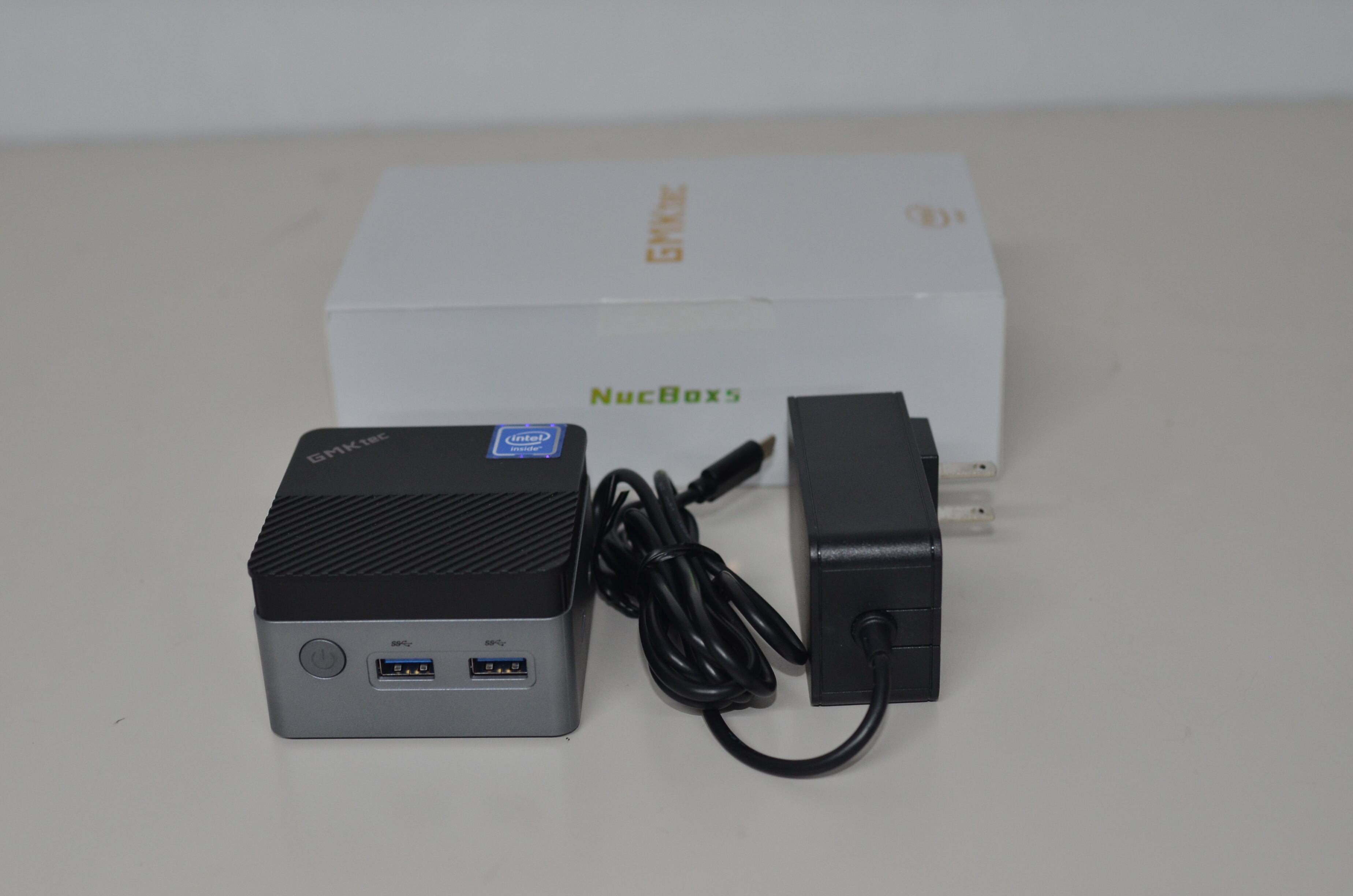 中古良品 GMKtec Nucbox5 Pro Mini PC Windows 11 Pro ミニ