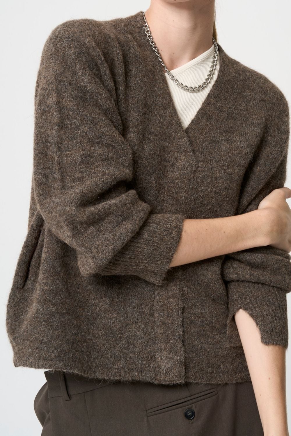 メルヴィンス SHAGGY CARDIGAN ブラウン サイズL S3075 メルヴィンス SHAGGY CARDIGAN ブラウン サイズL S3075