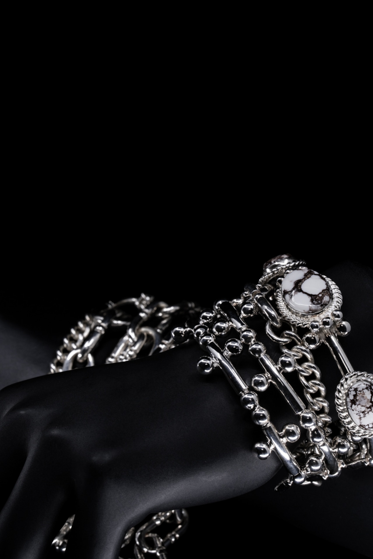 BN-114 BP Cross Junction bangle