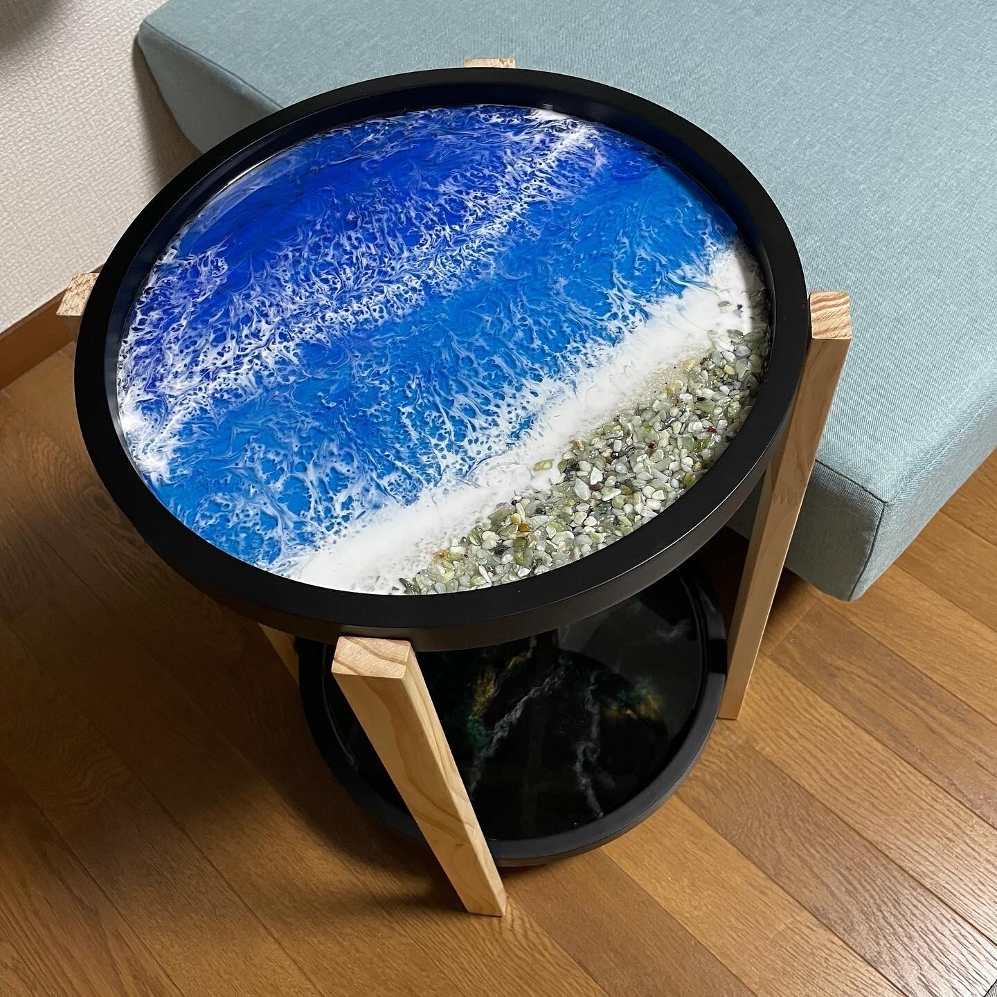 レジンテーブル サイドテーブル 青レジン ポプラ レジン ラウンド