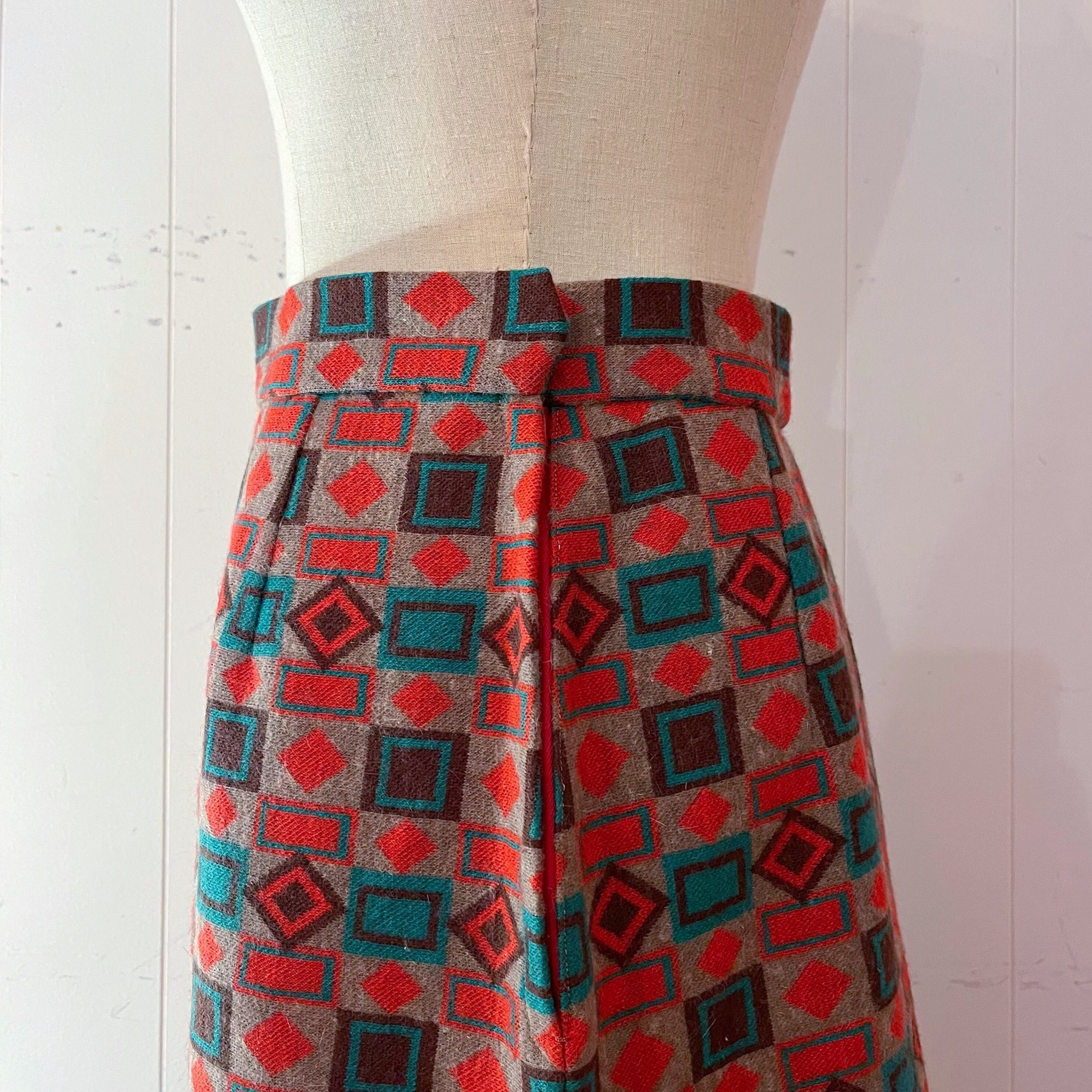 geometric pattern jacquard skirt