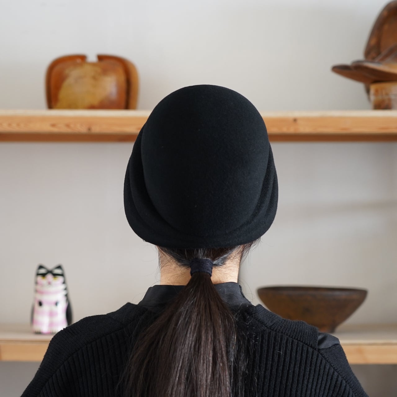 Holly -Trace03 アメリカのヴィンテージの木型で制作した3段トーク帽