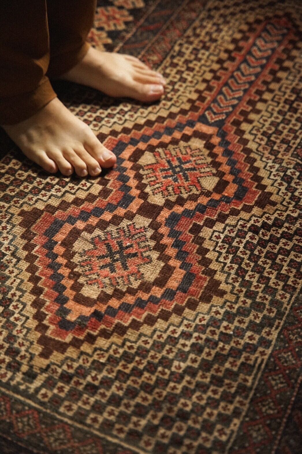 926 -Vintage Baluch rug