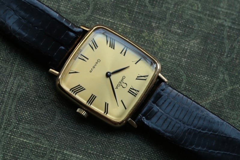 OMEGA】 1975年製 オメガ 『ジュネーブ スクエア』ローマン