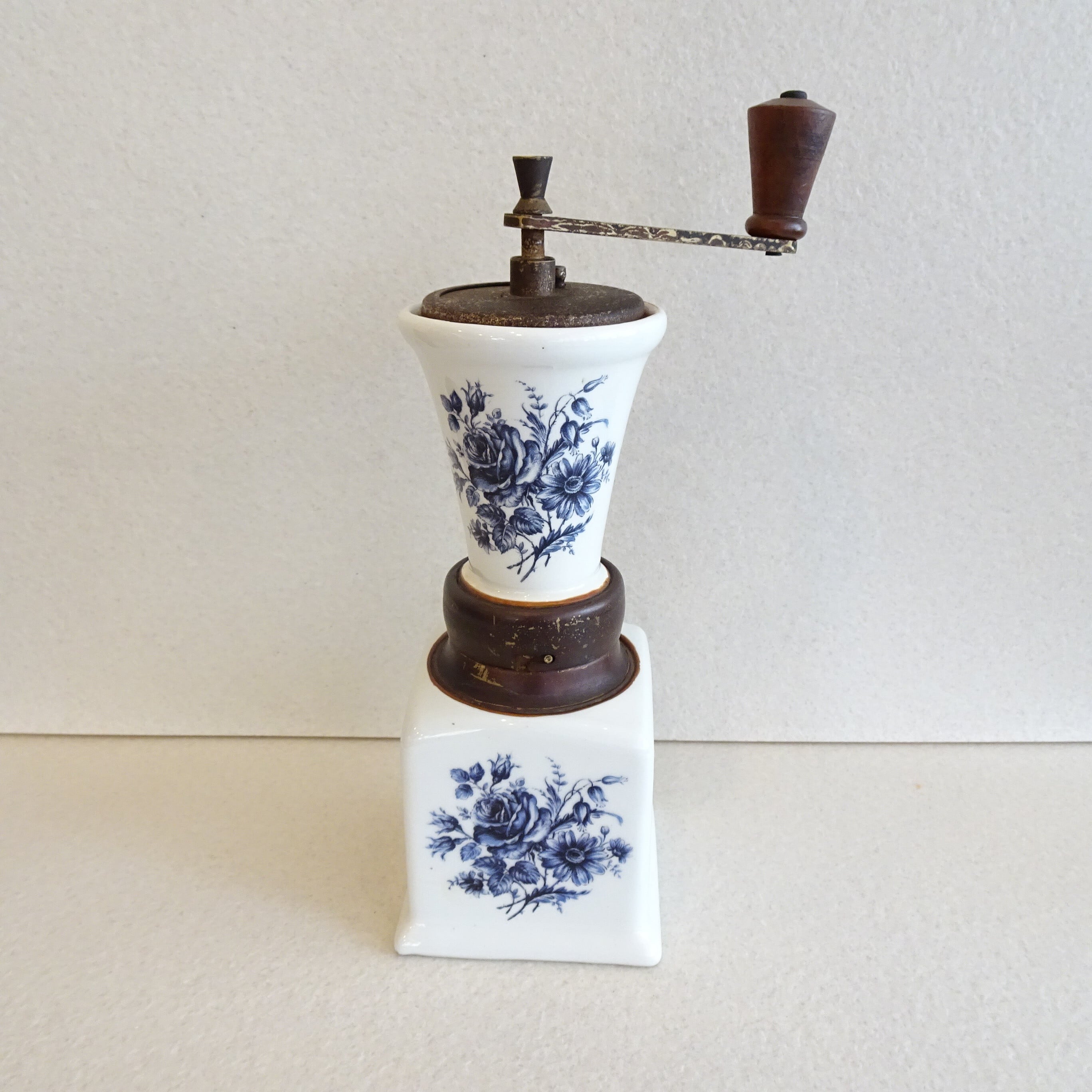楽天市場】【#034】 MAZZONI porcelain coffee mill : 自家焙煎 楽天市場】【#034】 MAZZONI porcelain coffee mill : 自家焙煎