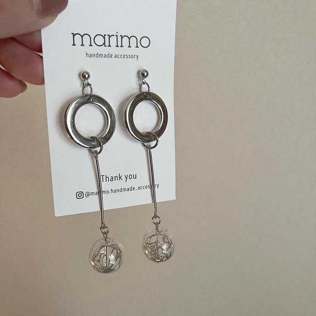 シンプル◎ シルバーリングとワイヤーガラスボールのピアス/イヤリング