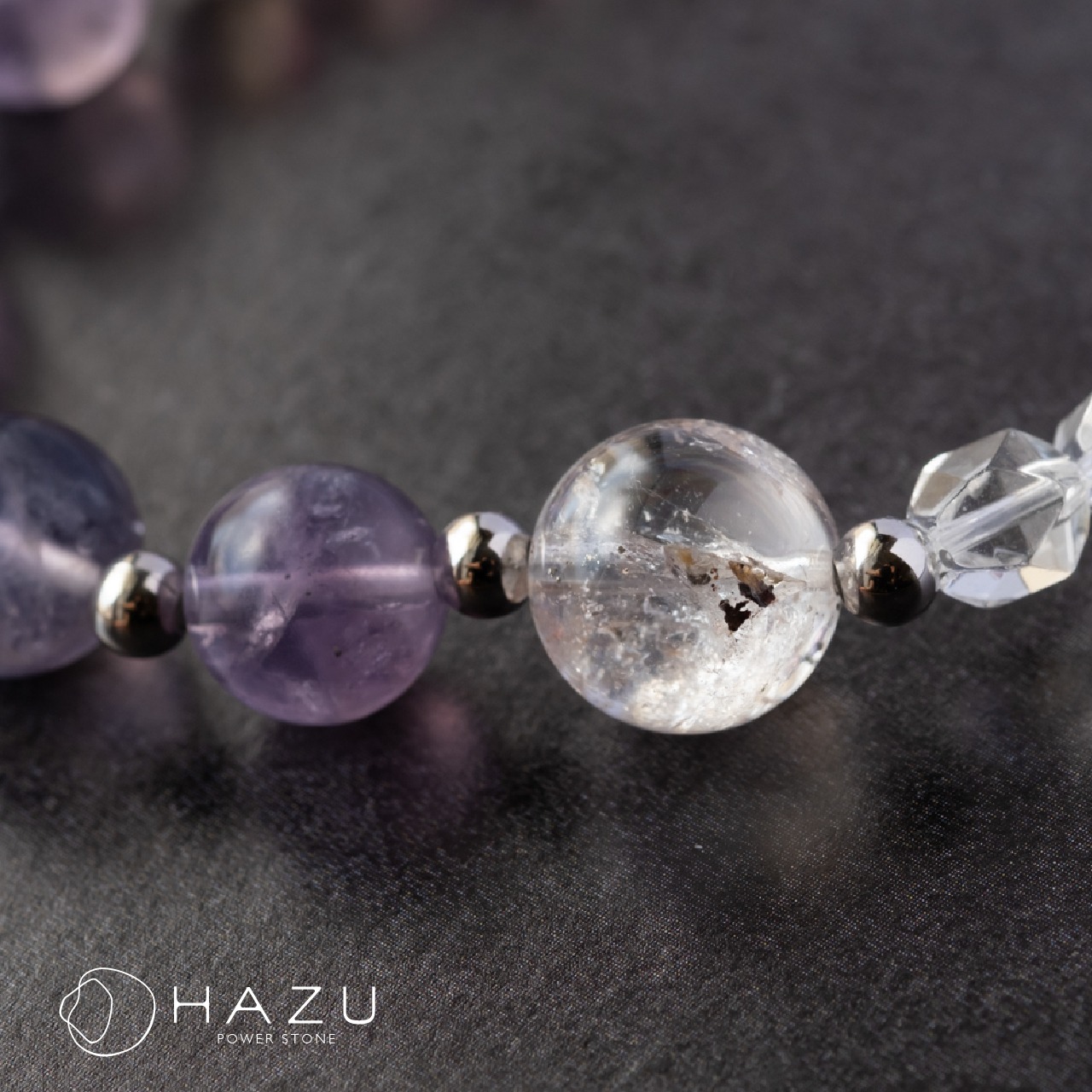 美しくパワフルな小宇宙［パイライトインフローライト／フローライト／パイライトインクォーツ／水晶］