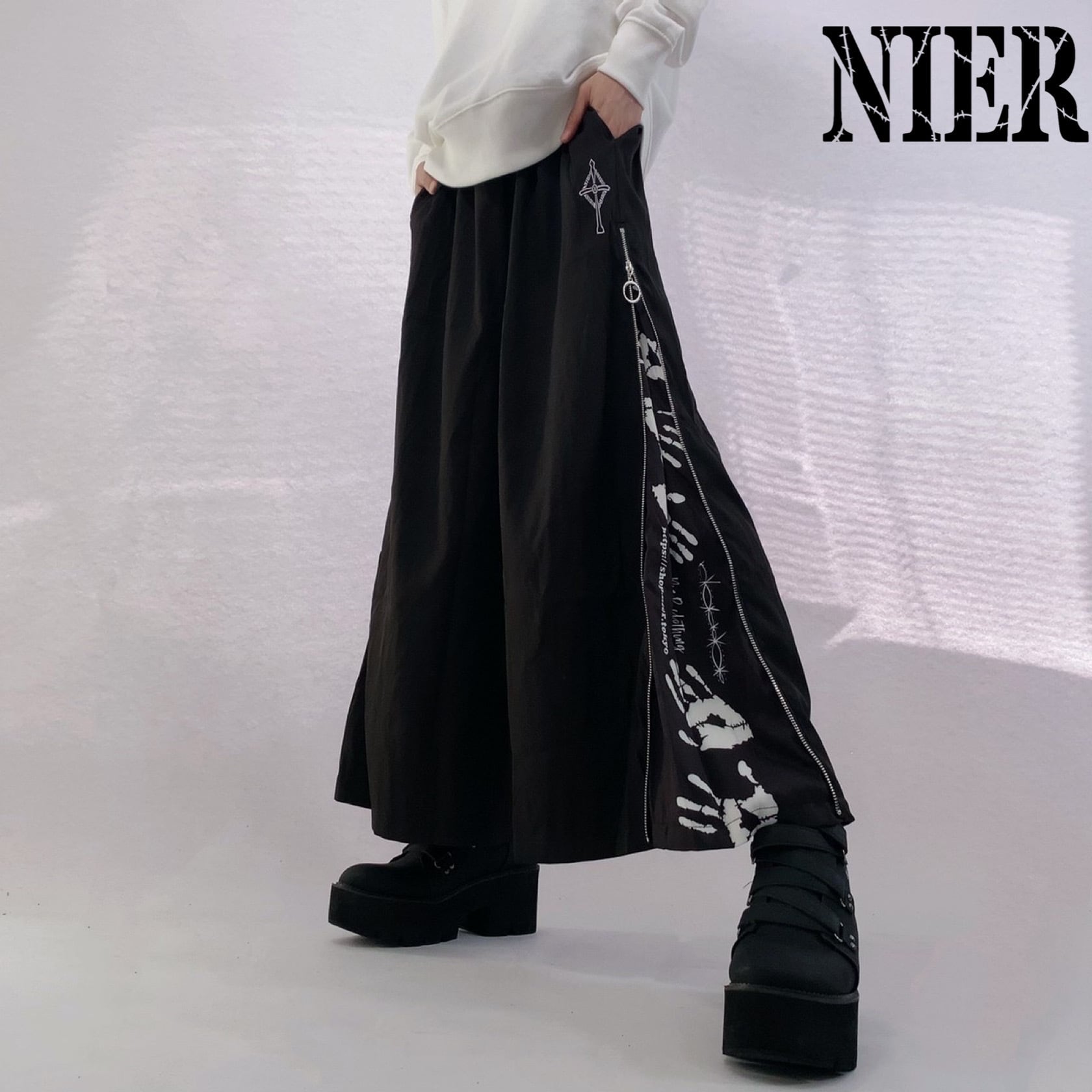 NieR  2WAY ZIP WIDE PANTS【蝶柄】