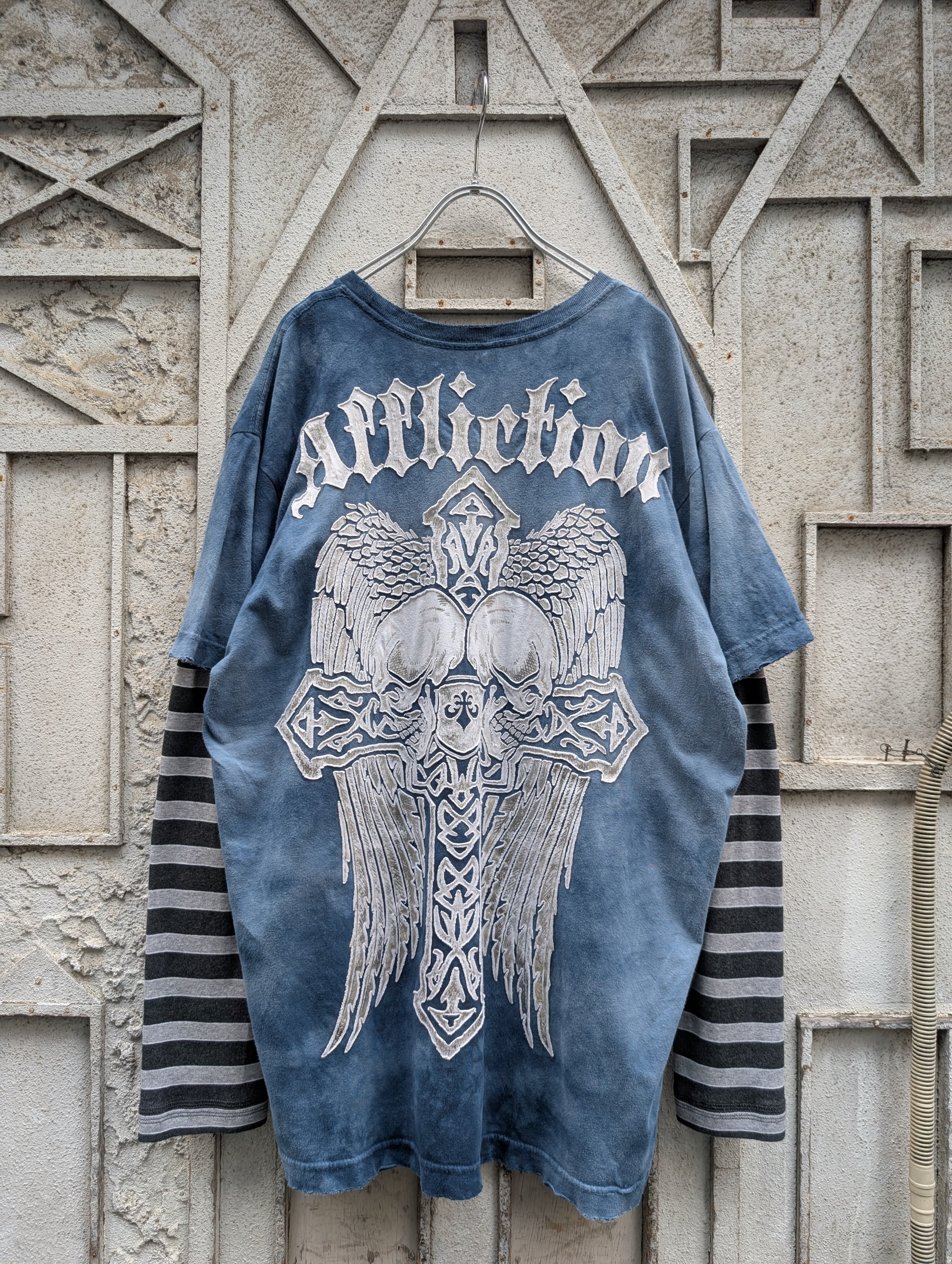 "AFFLICTION" fake layer wappen L/S