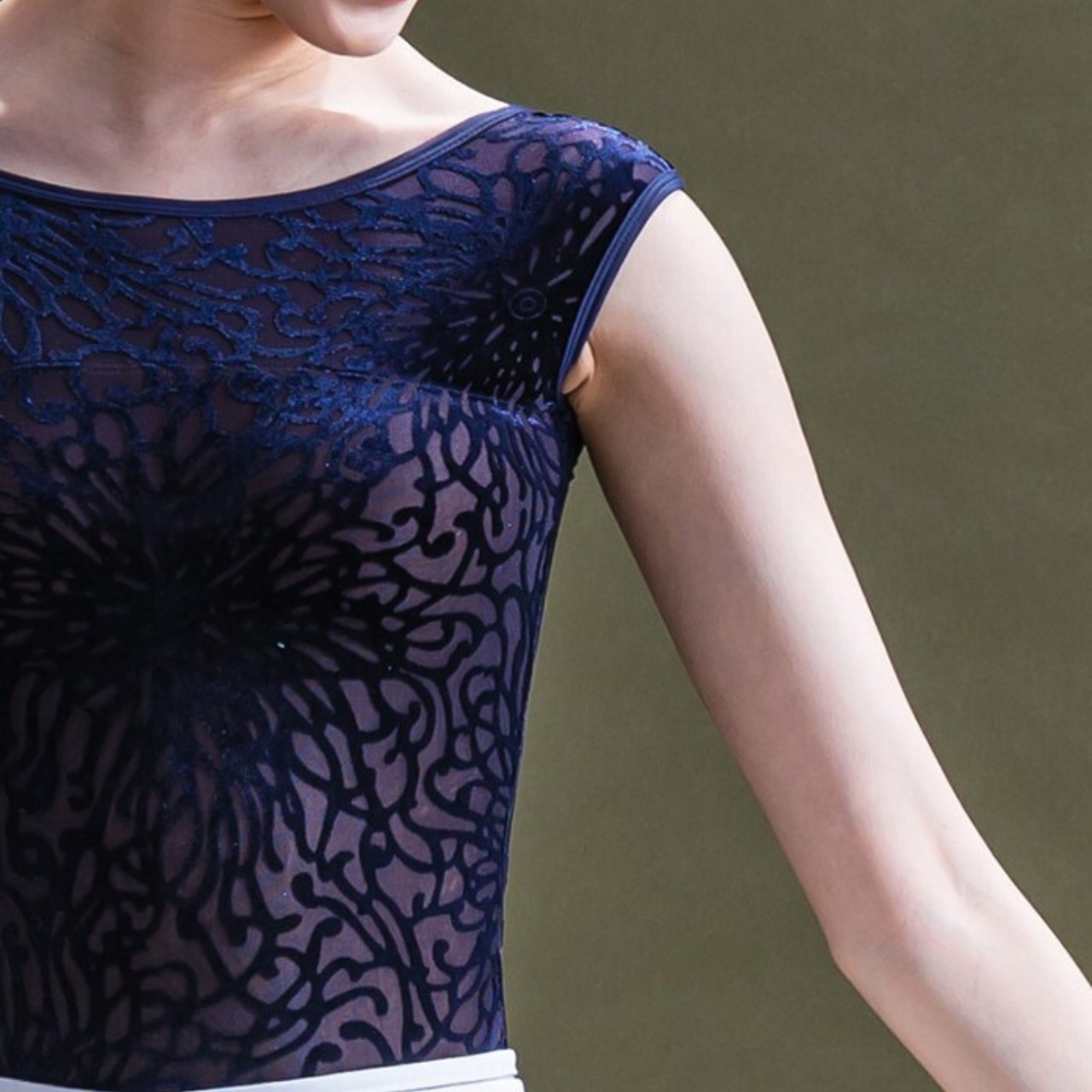 キャップスリーブ エマージュレオタード 2色展開 L0557