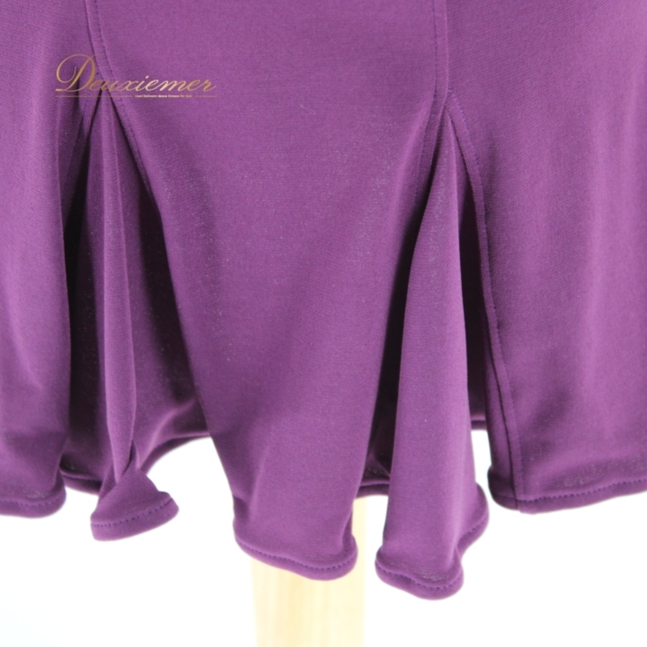 社交ダンス 衣装 ラテン スカート レッスンウェア 練習着 女性用 オールシーズン 紫 チャコット Chacott パープル系 無地 シンプル 派手 練習用 スポーツウェア ダンス衣装 フレアスカート 動きやすい おしゃれ デザイン 伸縮性 ポリエステル ポリウレタン レディース スカートスタイル ダンスタイム