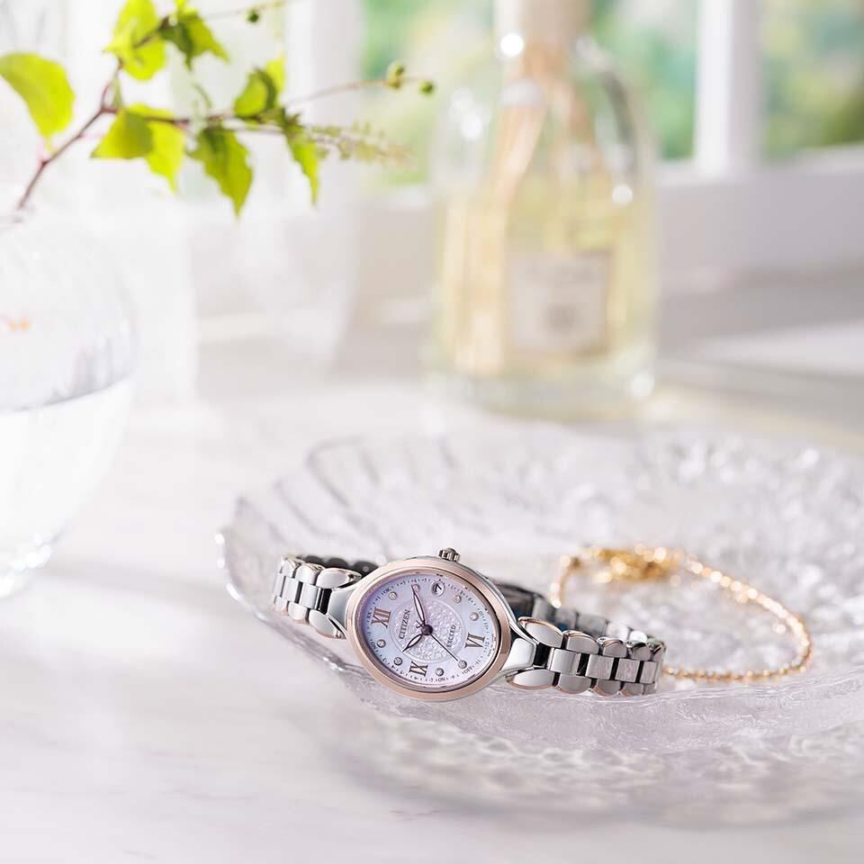 CITIZEN EXCEED シチズン エクシード エコドライブ 電波時計 白蝶貝