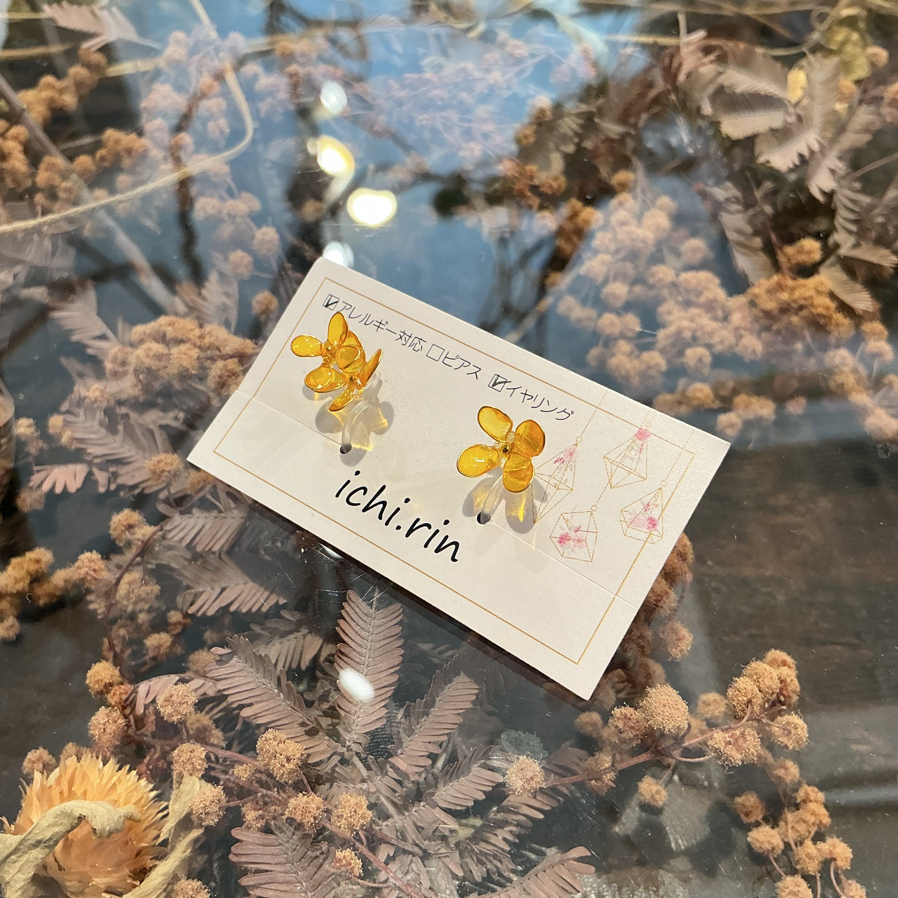 ichi.rin:オレンジ小花のイヤリング | 京都 路地裏3坪雑貨店