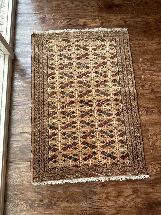 Vintage ブラウンベースなPersian rug mat