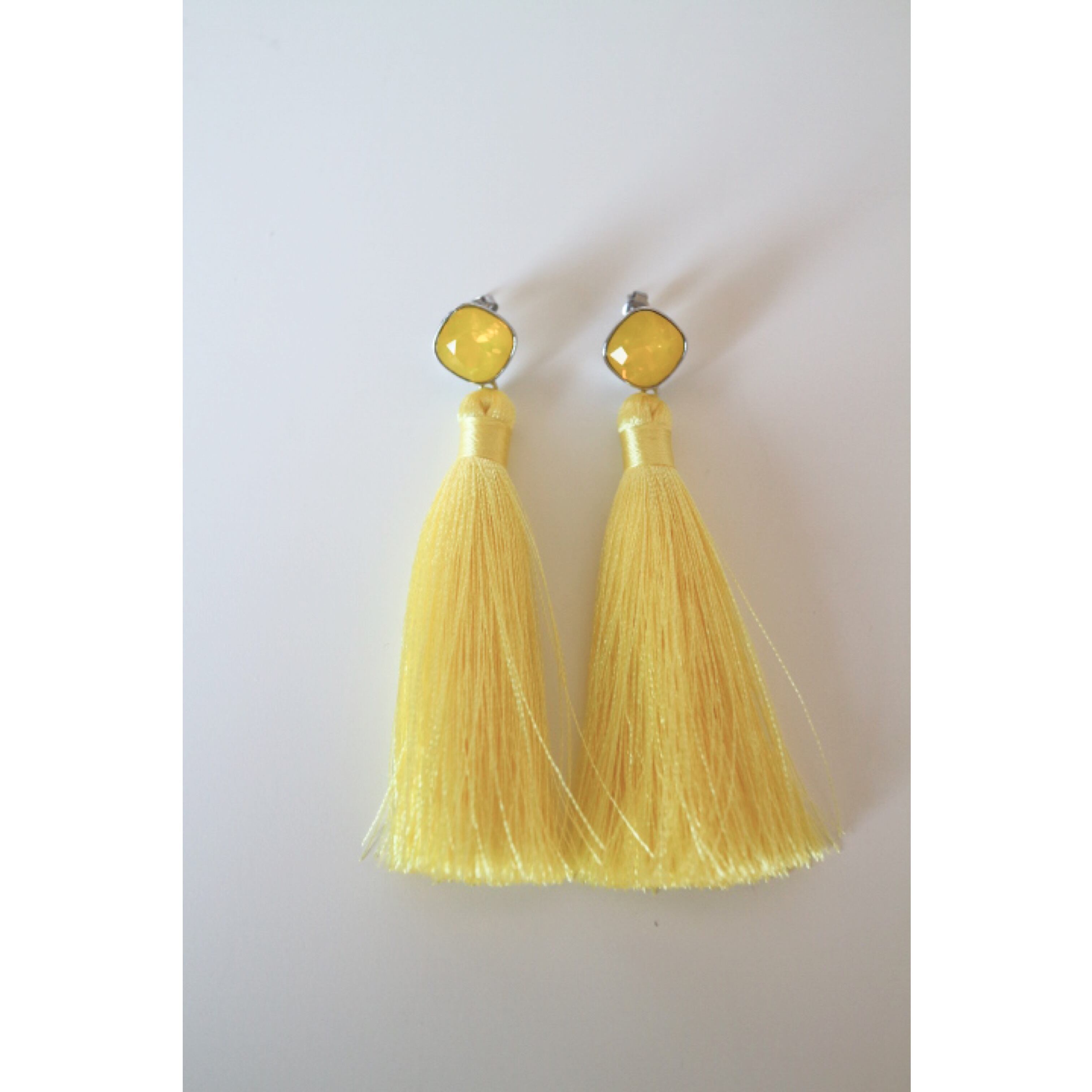 swarovski & tassel pierce