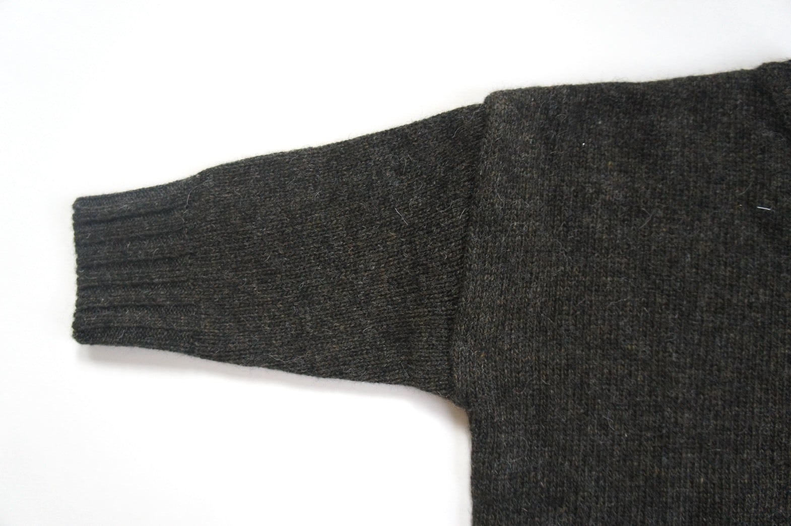 Lams wool knit