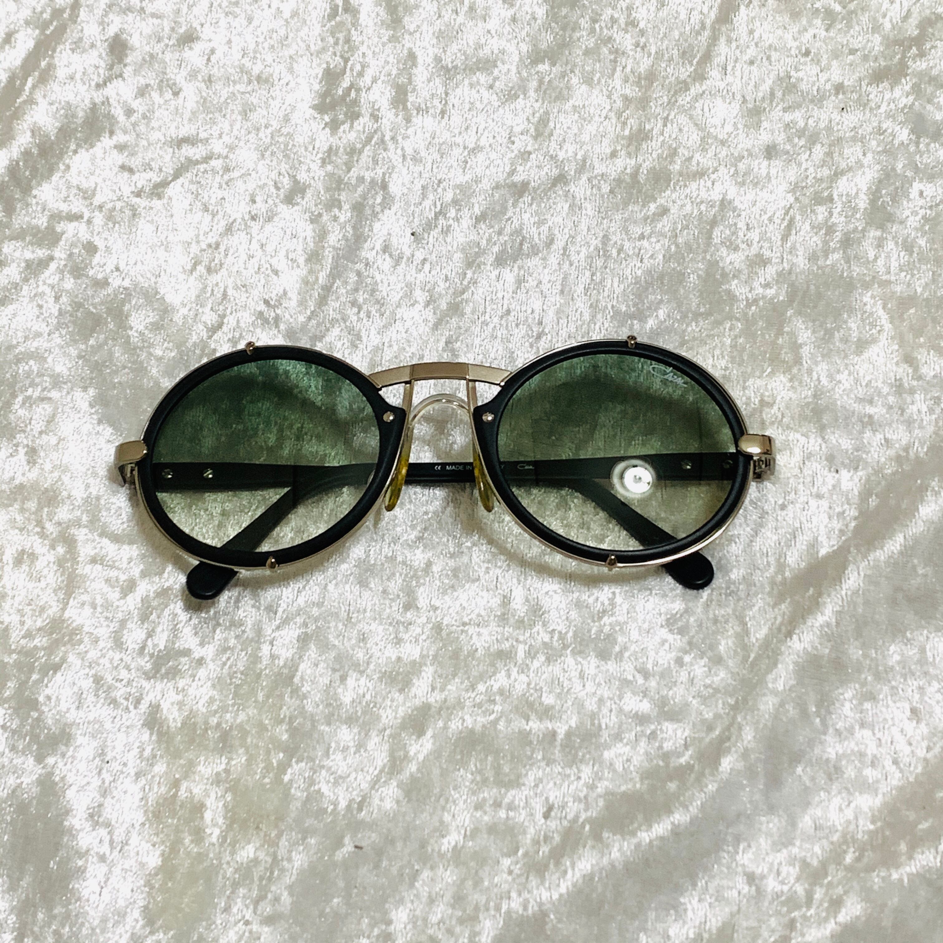SALE】送料無料【used美品【超メジャーシリーズCAZAL LEGENDS 
