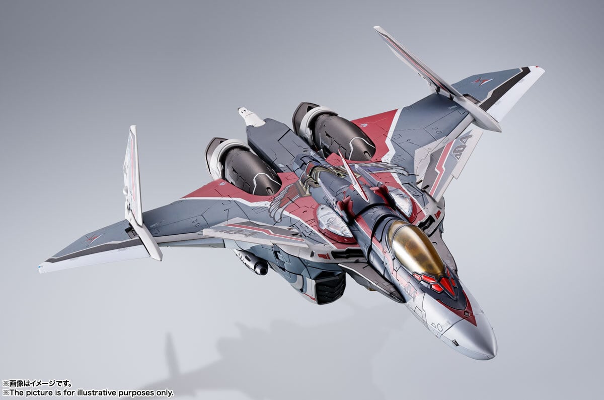 DX超合金 劇場版 VF-31AX カイロスプラス（ミラージュ・ファリーナ