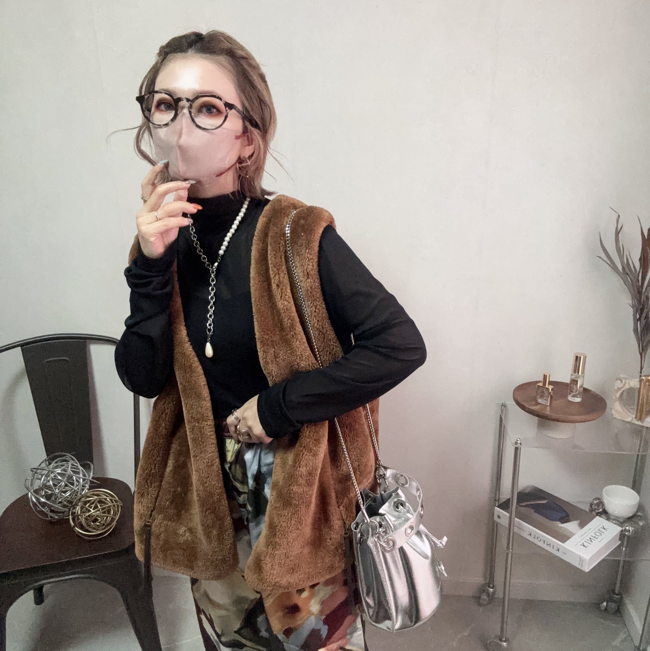 bottleneck sheer long tee【Black】