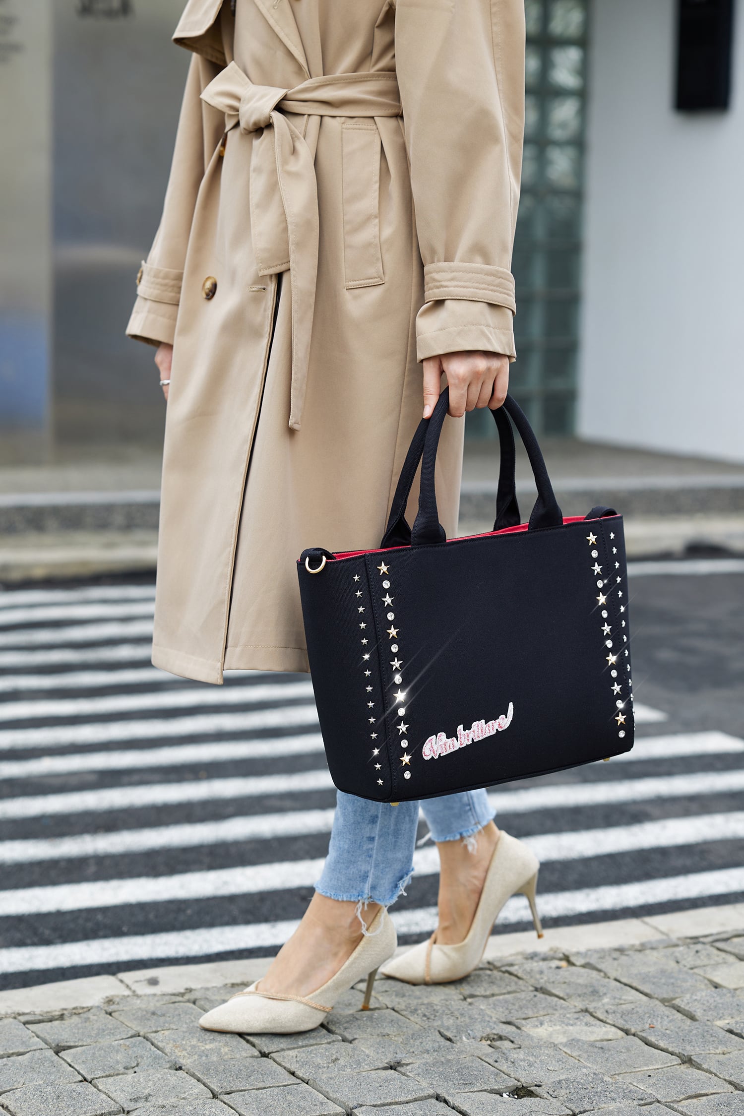 ラインストーンVitabrillareワッペン付き星スタッズバッグ M ブルー