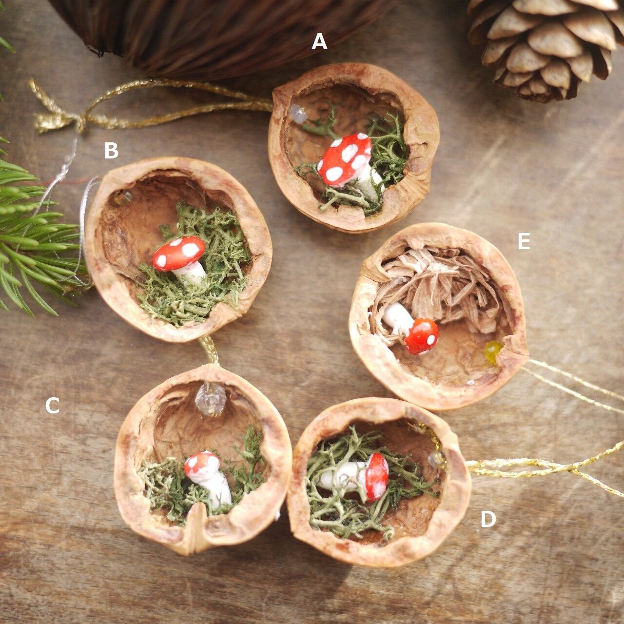 クルミオーナメント キノコ