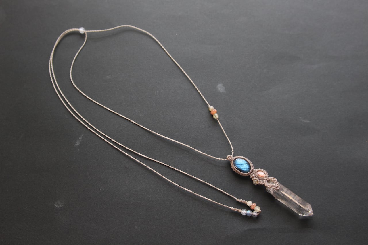 Himalayan crystal & Labradorite & Sunstone micro macrame pendant