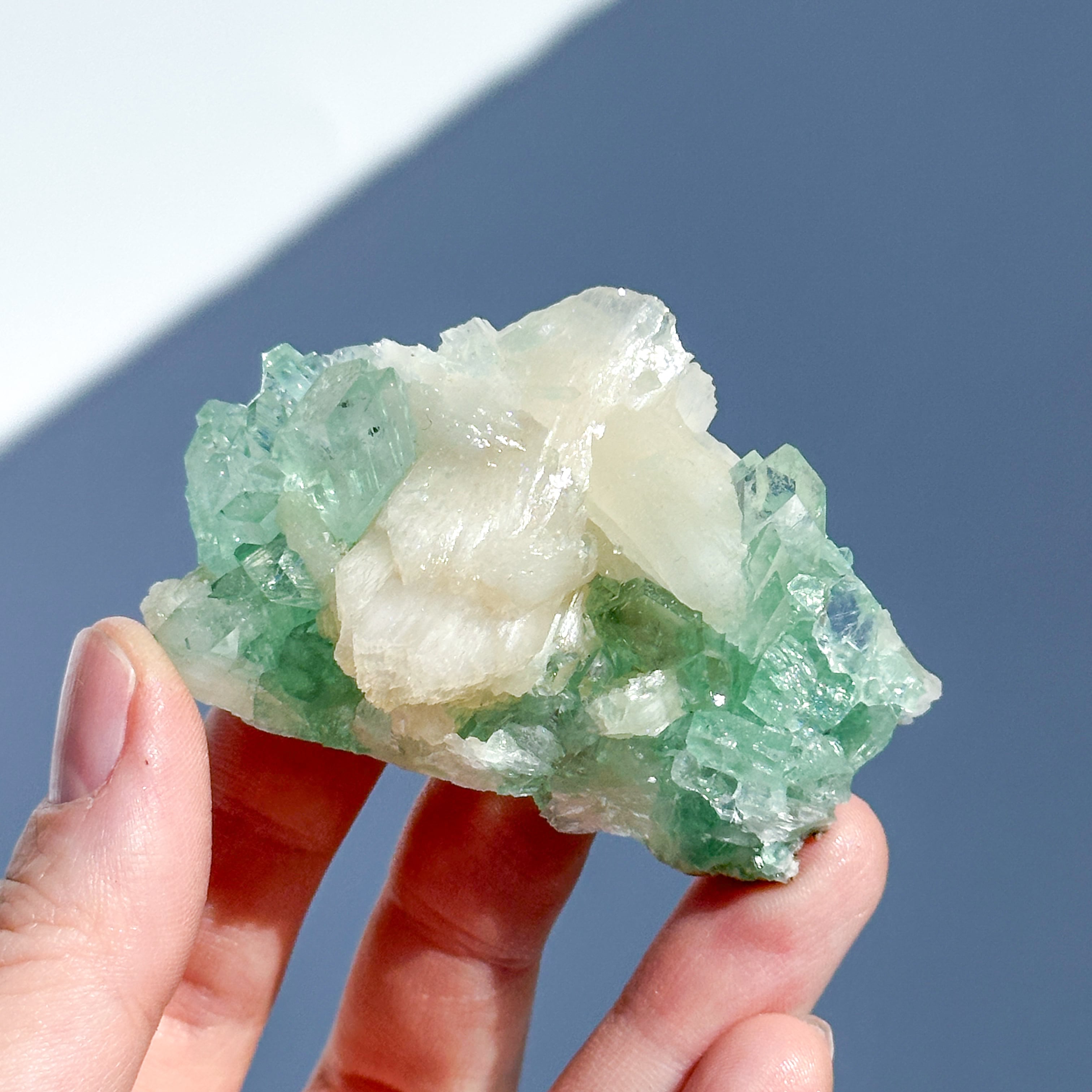 グリーンアポフィライト＆スティルバイト 76◇ Green Apophyllite