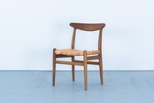 Hans J Wegner | W2 dining chair