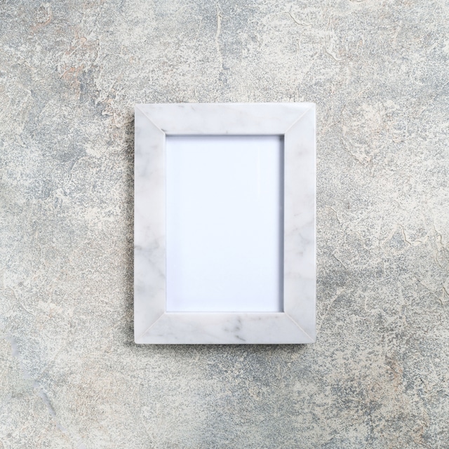 MARBLE PHOTO FRAME - White