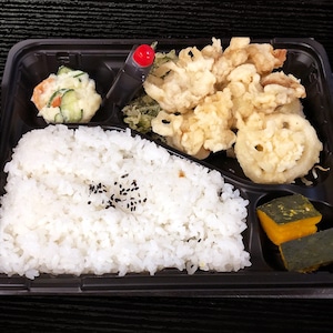 鶏野菜天弁当（丼タレ別添え）