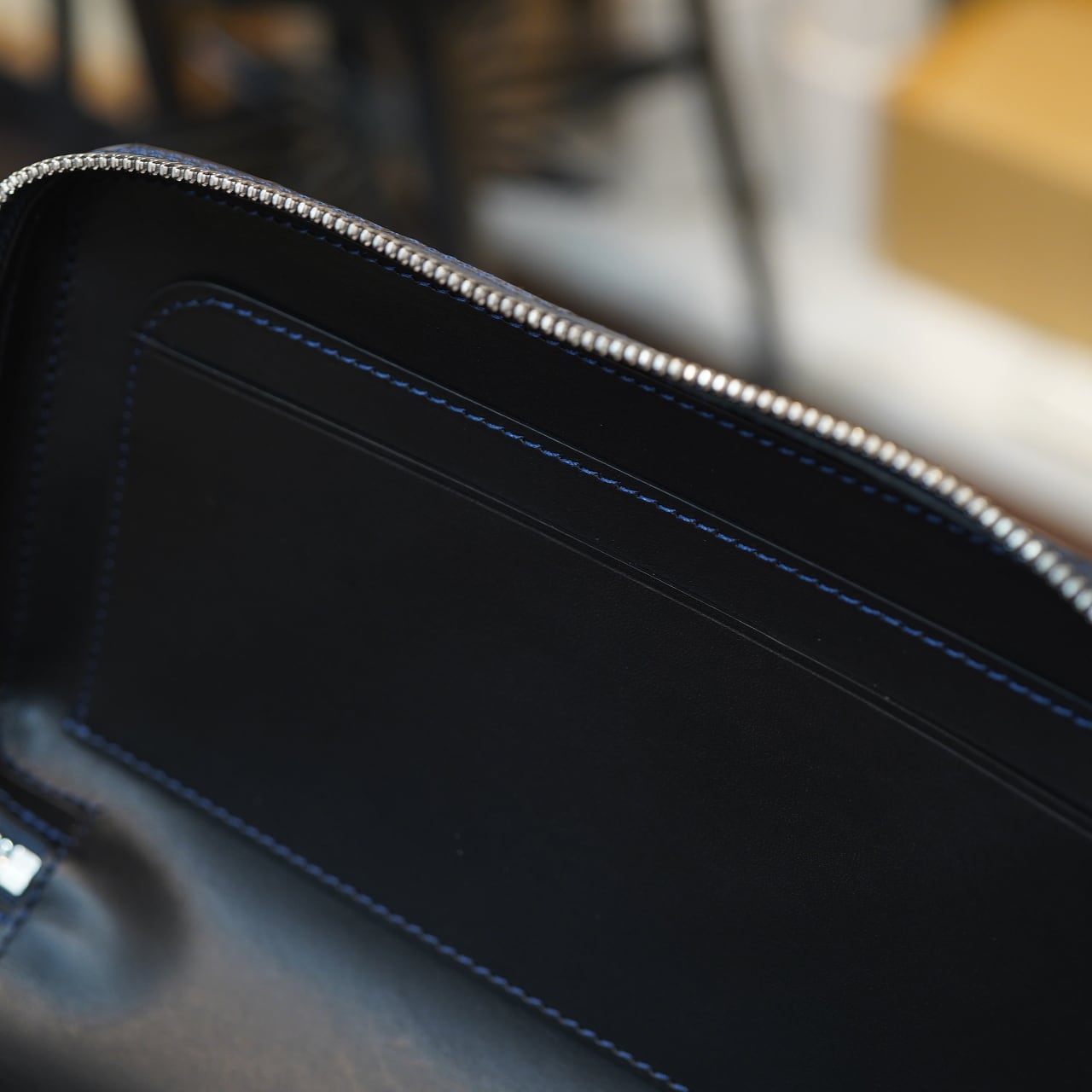 ル・ボナー ポーチピッコロ ナイルクロコダイルレザー ネイビー  