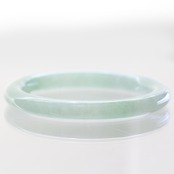 【内径約56mm 】透明感抜群！バングル A貨翡翠 jd_bg1221