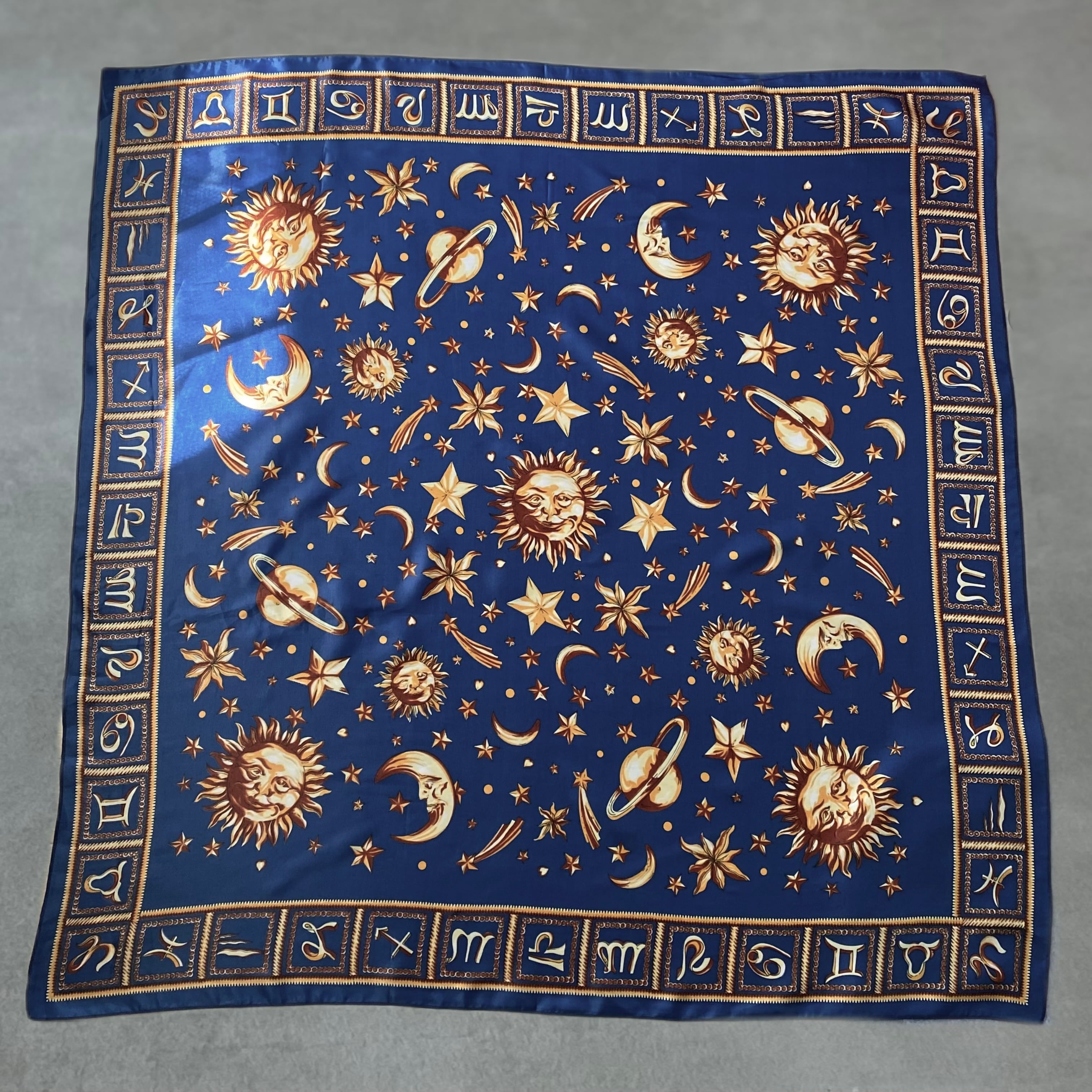 Scarf | POOL VINTAGE